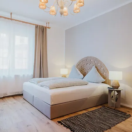 Boho - 5-3 * Koblenz (Rhineland-Palatinate)